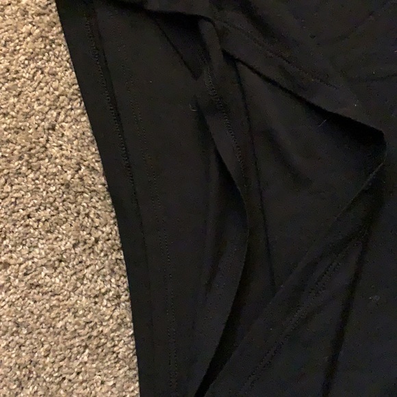 Perfect little black dress - Picture 3 of 4